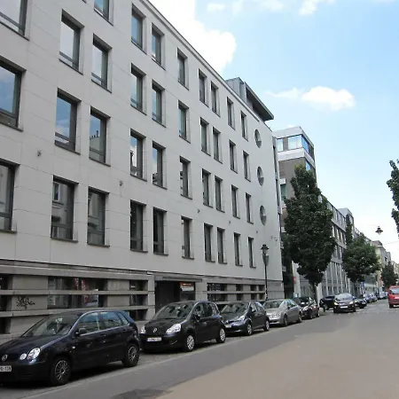 Modern Apartment Second Floor Brussels Exterior photo