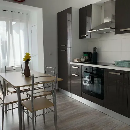 Modern Apartment Second Floor Brussels Exterior photo